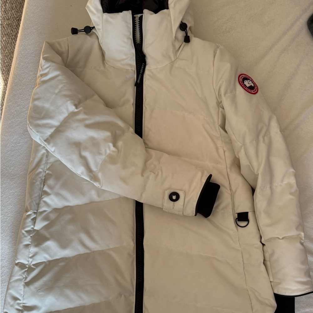 Canada Goose Women's White Hooded Puffer Jacket